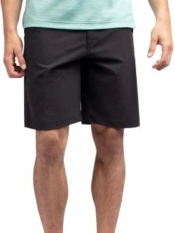 Travis Mathew Beck Short - Black